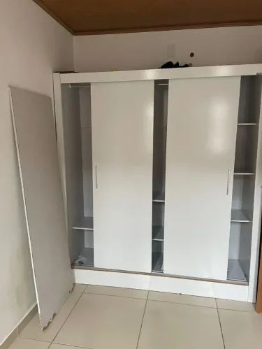 Guarda roupa
