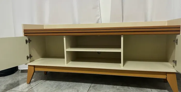Rack para TV ripado