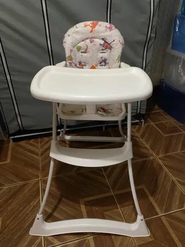 Vende-se cadeirinha de alimentação 