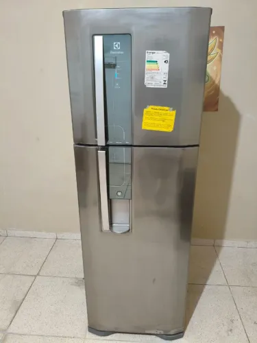 Vendo geladeira Electrolux inox