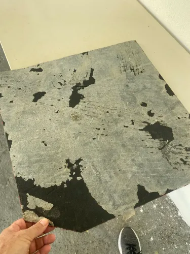 Piso de alcatifa