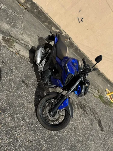 Vendo FZ15 2024 muito nova!!