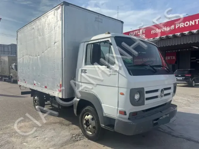 VW 5-140 ANO 2009 BAU 4,20M