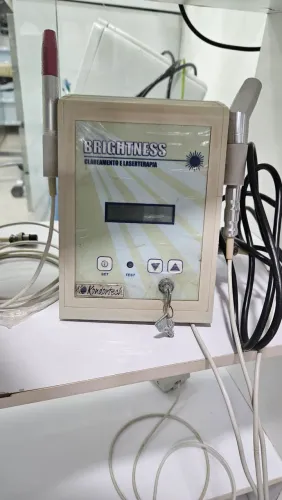 Laserterapia e clareamento dental