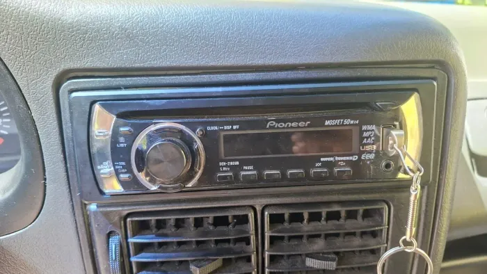 Radio pioneer bom estado 