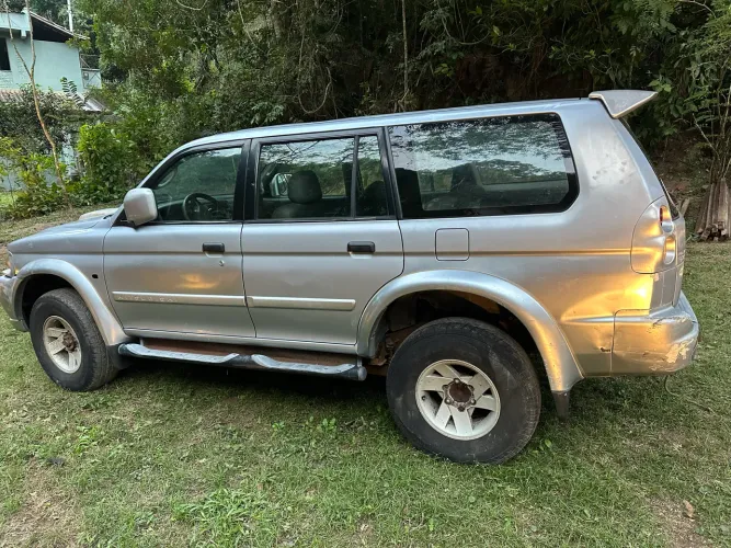 Mitsubishi Pajero Sport SE/ HPE 2.8 4X4 Diesel Aut. 2004