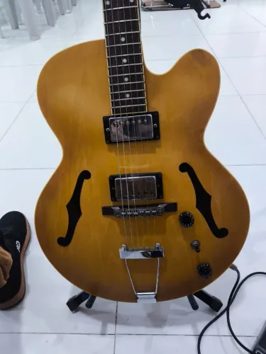 Guitarra Ibanez ar 55 tf