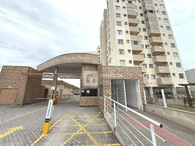 Apartamento com 2 dormitórios à venda por R$ 390.000,00 - Areias - São José/SC