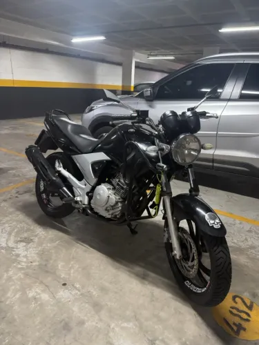 Yamaha YS 250 Fazer/ Fazer L. Edition /blueflex 2010