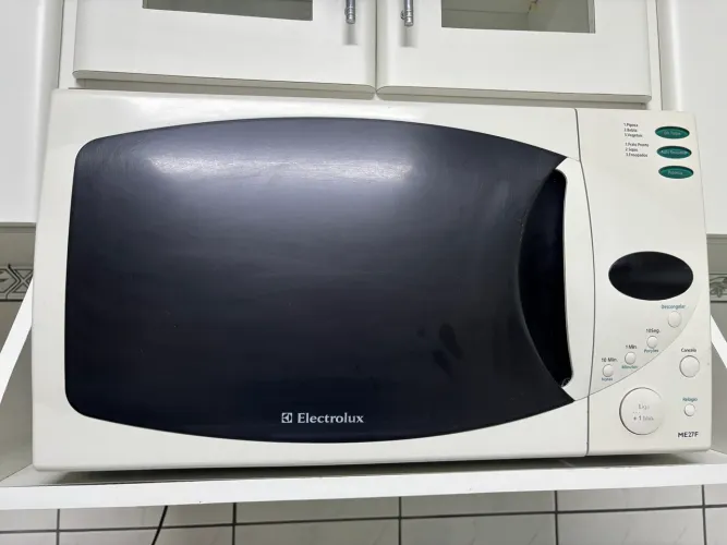 Microondas Eletrolux 30l