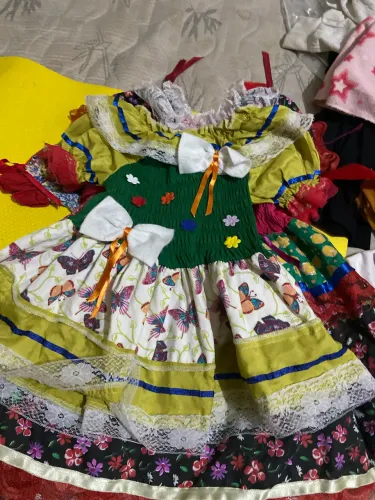 4 vestido sao joao criança 1 a 3 anos usado exelente