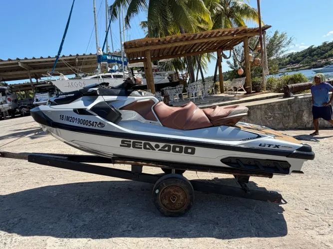 JET SKI SEA-DOO GTX LIMITED 300 - EDIÇÃO LIMITADA - ANO 2019