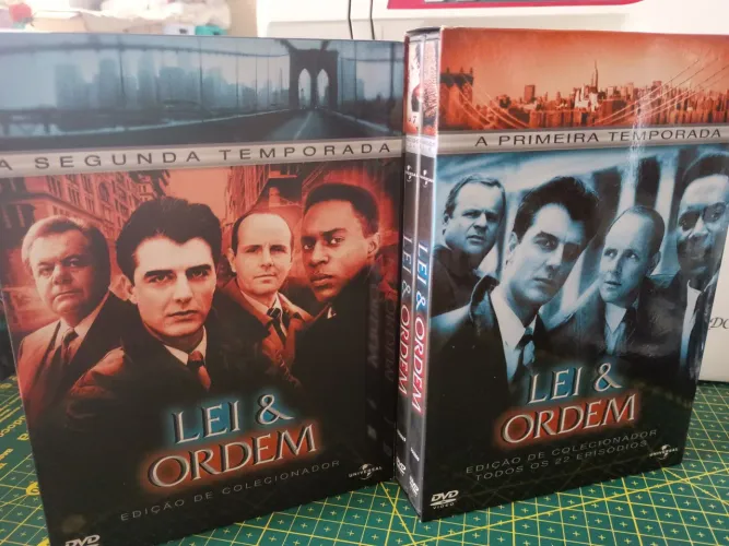 DVDs da série LEI E ORDEM - 1a e 2a temporadas - raro, novo FRETE GRÁTIS