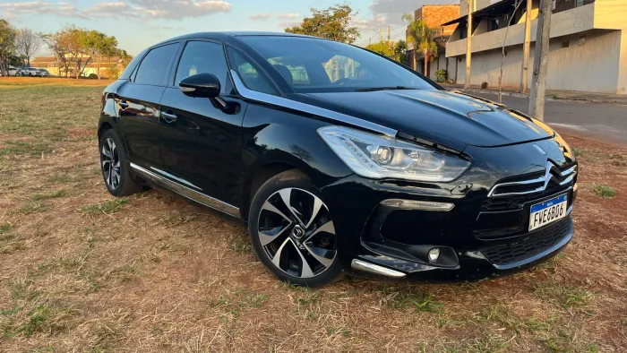 Citroen DS5 1.6 SO Chic Turbo 16V 5P Aut. 2016