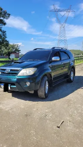 Toyota Hilux SW4 SRV D4-d 4X4 3.0 TDI Dies. AUT 2006