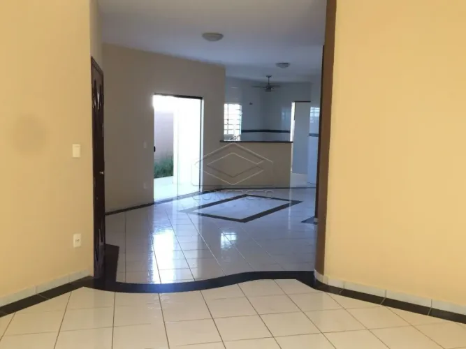 Casa Condomínio em Bauru