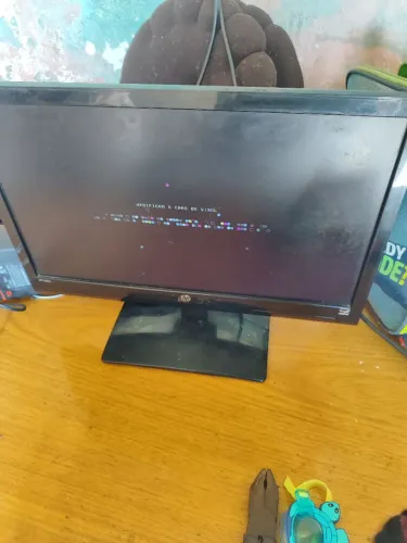 Monitor 21 polegadas