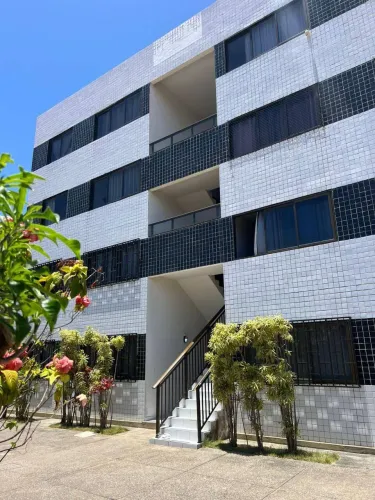VENDO apartamento com 2 dormitórios - Praia do Francês