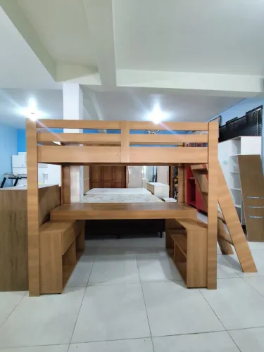 Cama Alta com escrivaninha
