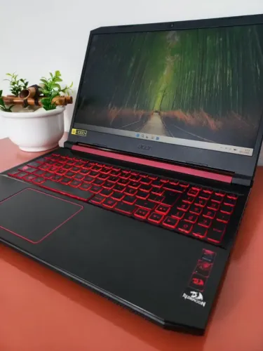 Notebook Acer Nitro Gamer - Ryzen 5 - Nvidia GTX 1650 - 24GB Ram - 1.5TB Armazenamento