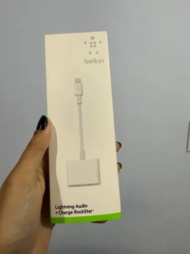 Adaptador Lightning audio + charge rockstar 