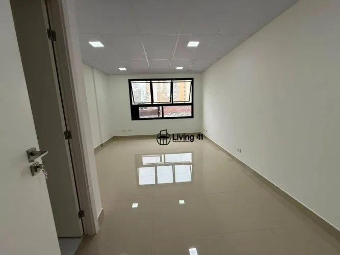 Sala Comercial Reformada e Pronta para Uso | Green Center Office | R$ 900/mês