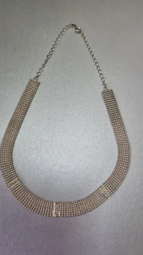 Gargantilha choker em malha metálica prateada | Nova