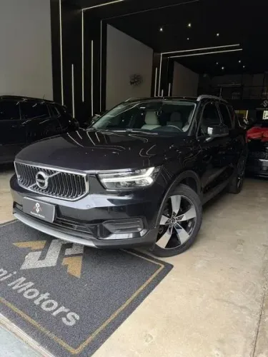 Volvo XC40 T-5 Momentum 2.0 252cv AWD 2019