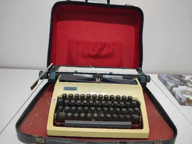 Máquina de datilografia