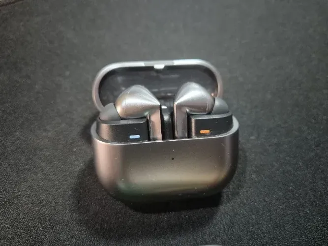 Samsung Galaxy Buds3 Pro Cinza
