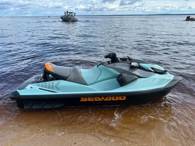 Jetski Sea Doo Wake 170hp