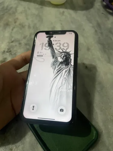 Vendo iPhone 11