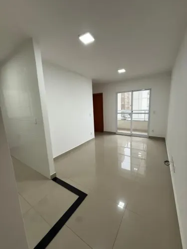 ALUGO APARTAMENTO 2/4 COM SACADA NO CONDOMÍNIO CHAPADA DAS ROSAS