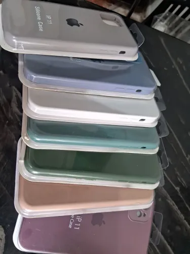Capas variadas iphone 11 (UNIDADE)