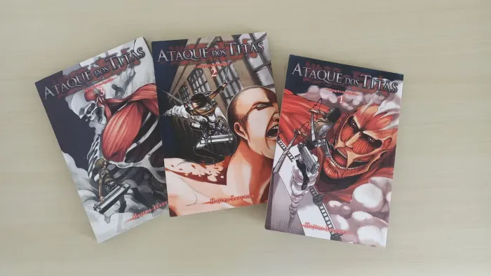 Mangás Ataque dos titãs (vol. 1-3)
