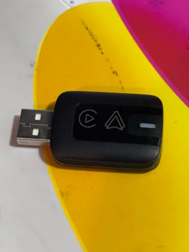 Adaptador Apple CarPlay Sem Fio para Central Multimídia - Plug & Play