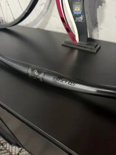 Guidão Syncross Frase SL Full Carbon