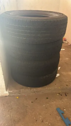 Pneu Bridgestone 245/70R16