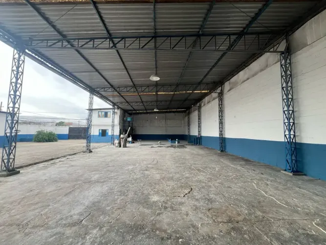Imóvel para aluguel tem 340 metros quadrados com 2 quartos em Jardim Limoeiro - Serra - ES