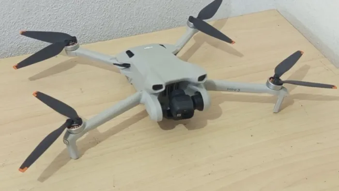 DJI mini 3 ( apenas aeronave) sem bateria.