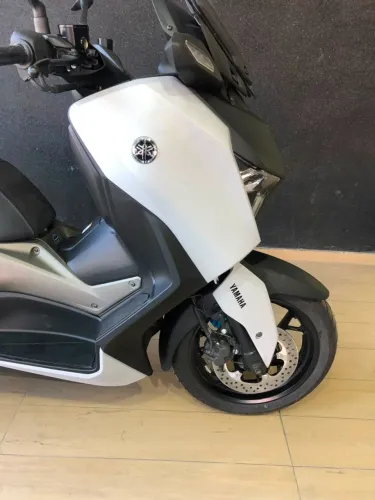 Yamaha XMax 2025 250 Connected