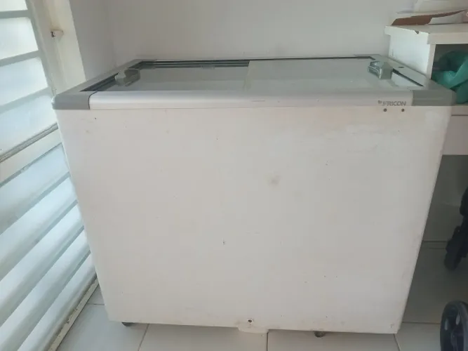 Freezer tampa de vidro
