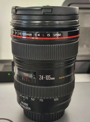 Canon EF 24-105mm f/4 L