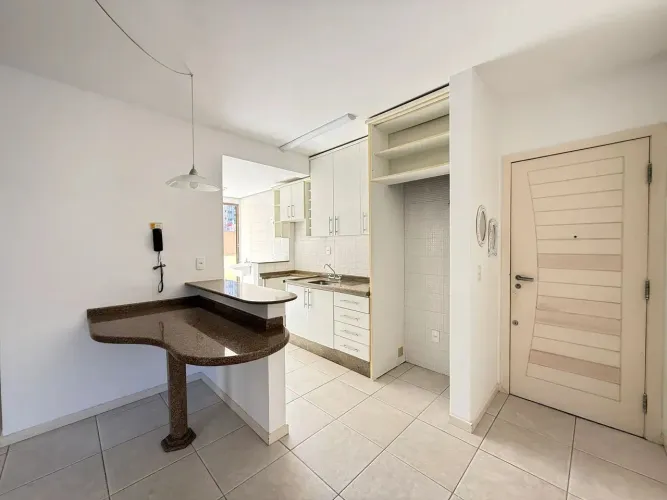 Apartamento próximo da Igreja Nossa Senhora de Fátima no Estreito - Apenas 10min do Centro