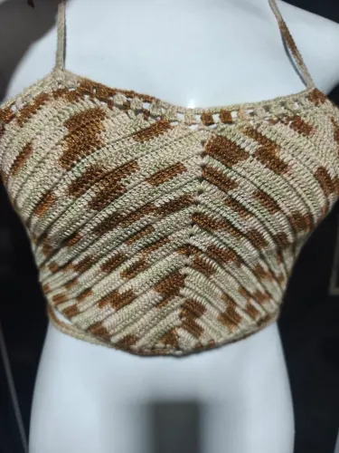 Cropped de crochê