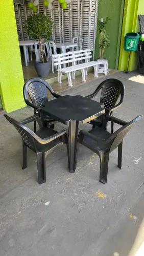 Jogo de Plástico