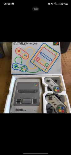 Super Famicom na caixa Super Nintendo Japonês