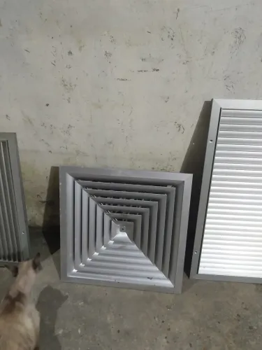 Difusor quadrado 47x47 com registro.