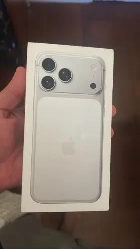 iPhone 17 pro max 512g (lacrado na caixa e com nota fiscal) diretamente do EUA?