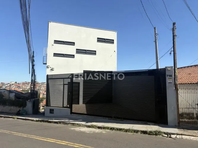Barracão Bairro Paulista com 210m²